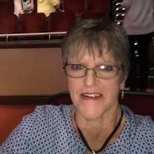 Meet your Posher, Isabel